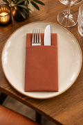 Servetele cu buzunar pentru tacamuri Linclass - Terracotta (Caramiziu - Portocaliu inchis) / 40 x 40 cm – Bax 1.200 buc.